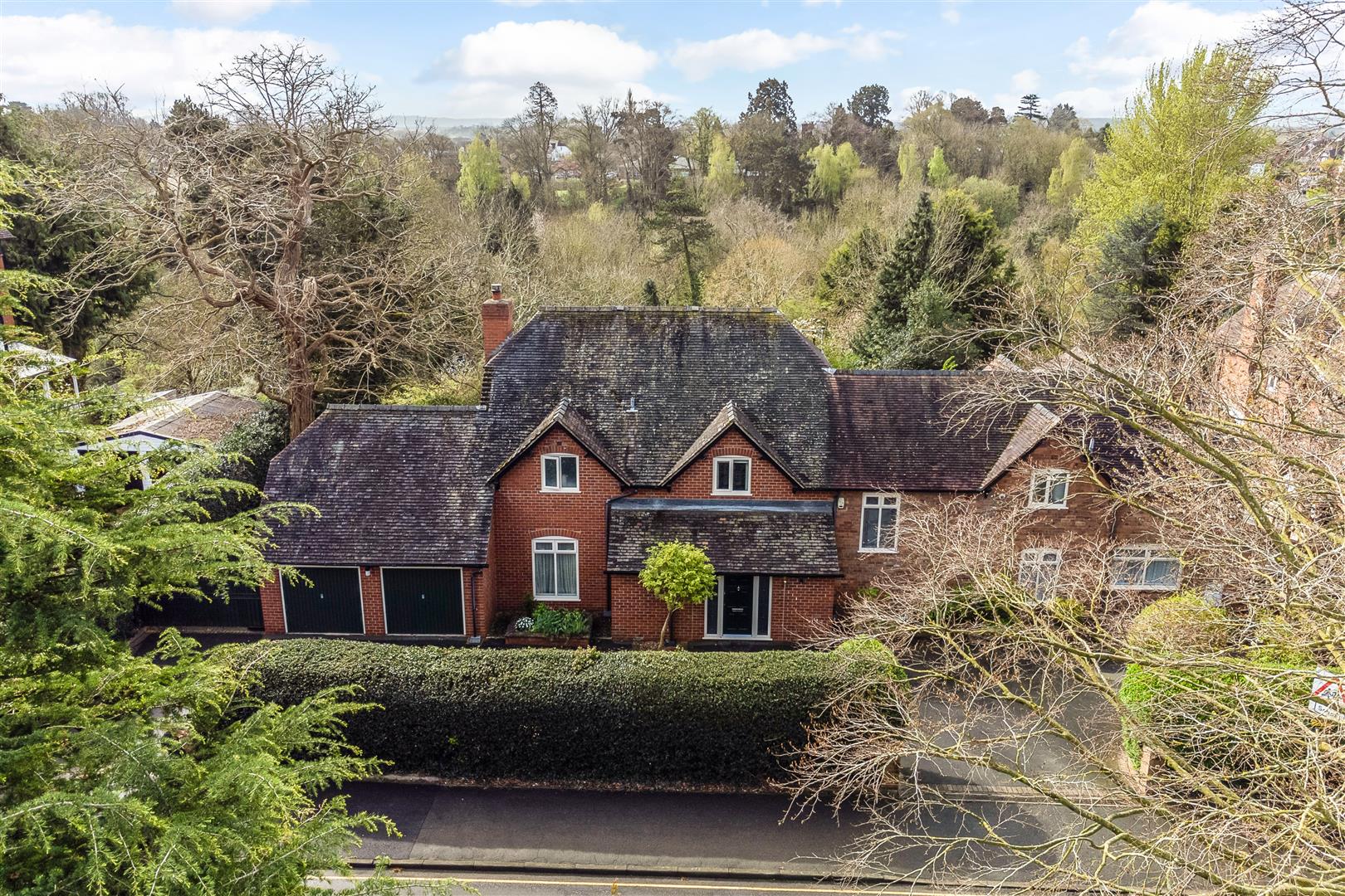 27, Kennedy Road, Shrewsbury, SY3 7AB Estate Agents & Auctioneers